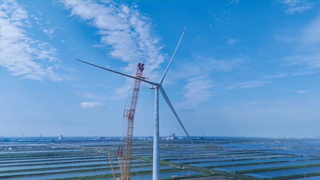 全球最大26兆瓦級海上(shàng)風電機組成功吊裝(zhuāng) 全球最大26兆瓦級海上風電機組成功吊(diào)裝