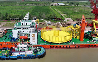 全國最大海纜施工船在江蘇南通海門交付