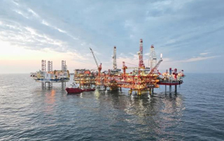 我国海上（shàng）稠油热采累计产量突破500万吨！