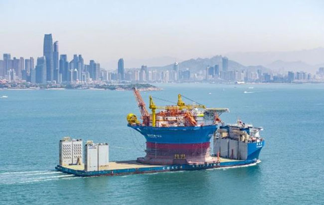 亚洲(zhōu)首艘圆筒型“海上油气加工厂(chǎng)”-“海葵一号”完成海上安装 亚洲(zhōu)首艘圆筒型“海上油气加工厂”-“海(hǎi)葵一号”完成海上安装