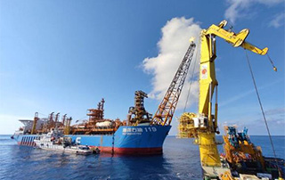 中国海油首次（cì）自主完成深水海底电缆水平式铺设（shè）