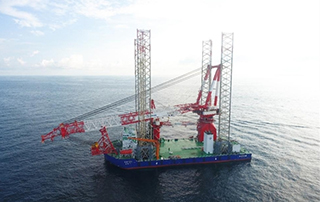 起重能力最強的風電安裝“利器”-“海峰（fēng）1001”