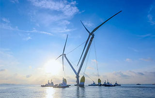 大國（guó）重器！全球最大漂浮式風電平台啟航出海
